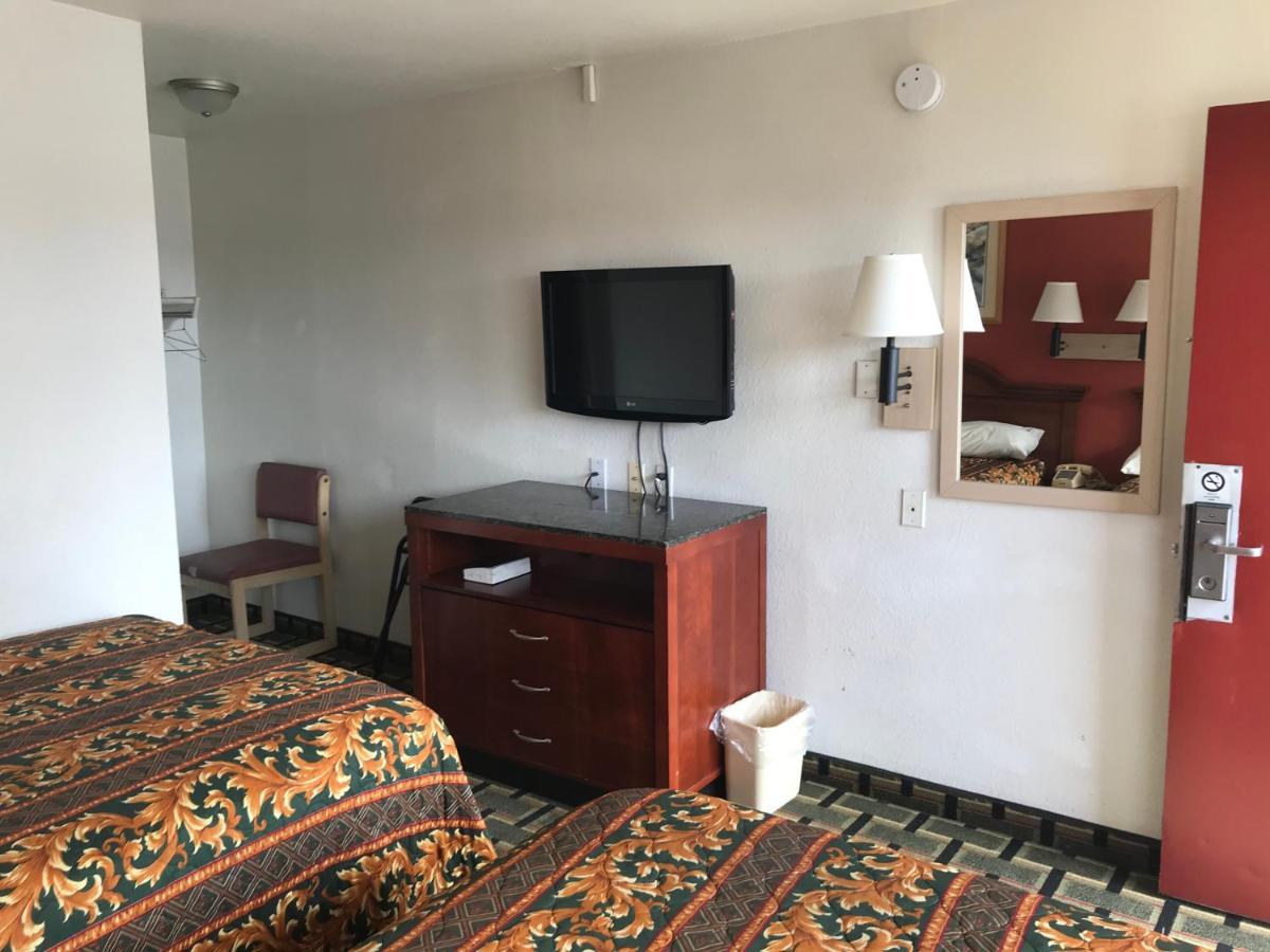 Travel Inn Greensboro Luaran gambar
