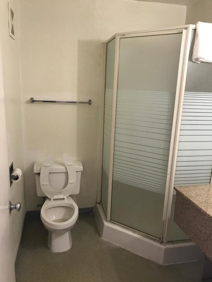 Travel Inn Greensboro Luaran gambar